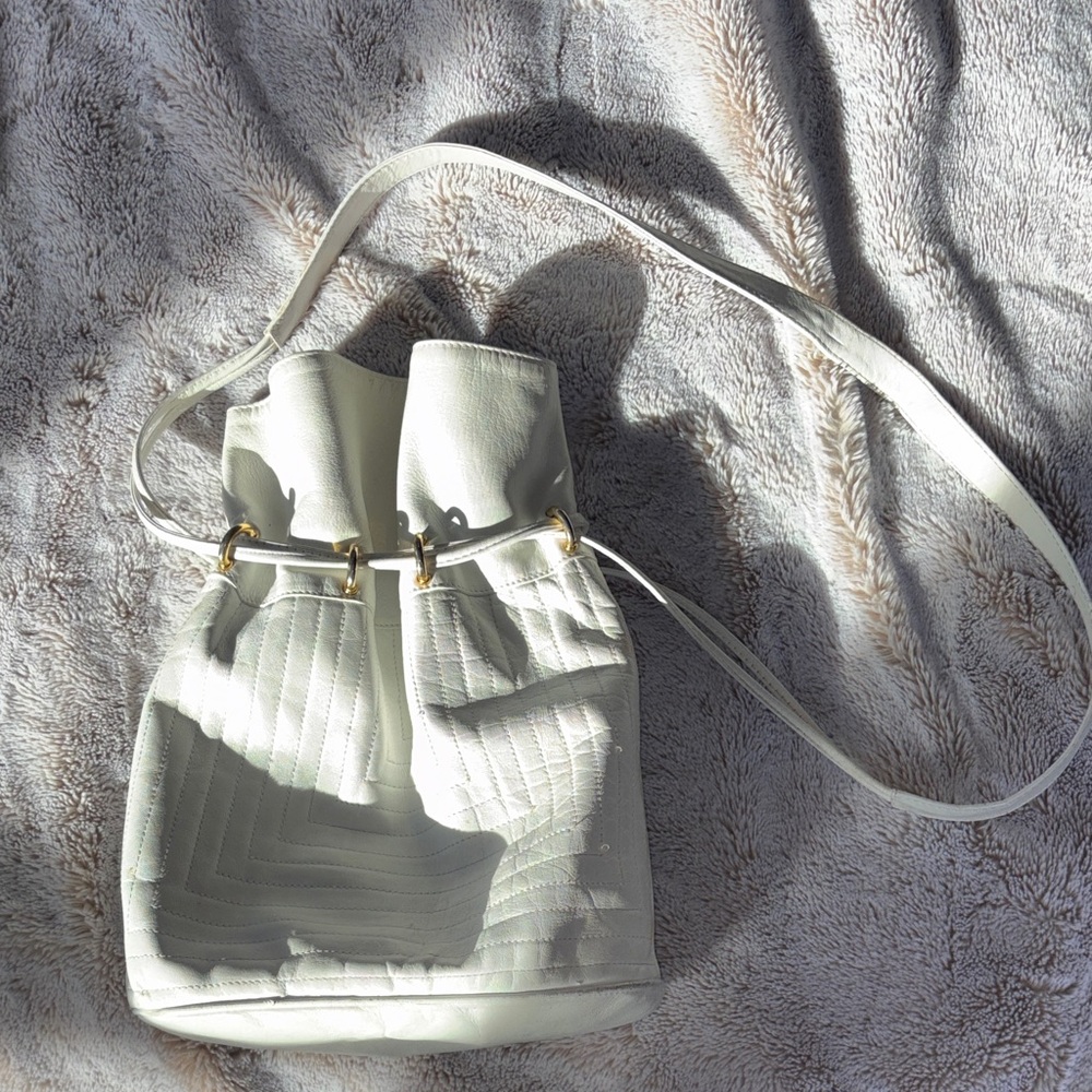 Saks Fifth Avenue Elegant Cream Drawstring Shoulder Bag